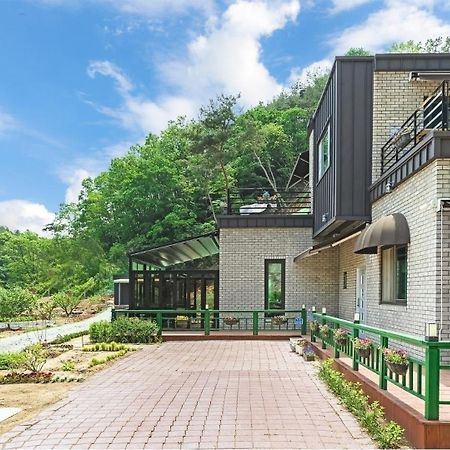 Chungnam Cheong-Yang Ekohillinghauseu Hotel Cheongyang Екстериор снимка